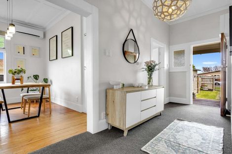 Photo of property in 800 Victoria Street, Parkvale, Hastings, 4122