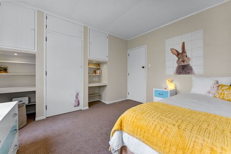 Photo of property in 21a Forrest Hill Road, Milford, Auckland, 0620