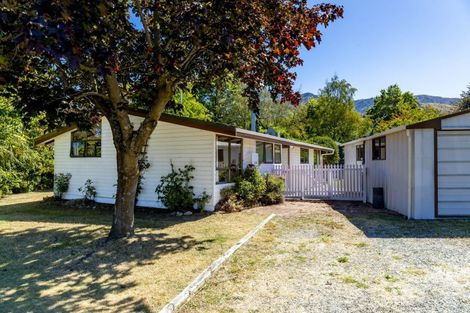 Photo of property in 37 Adamson Drive, Arrowtown, 9302