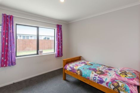 Photo of property in 25 Full Moon Lane, Rolleston, 7614