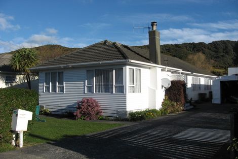Photo of property in 19 Hay Street, Wainuiomata, Lower Hutt, 5014