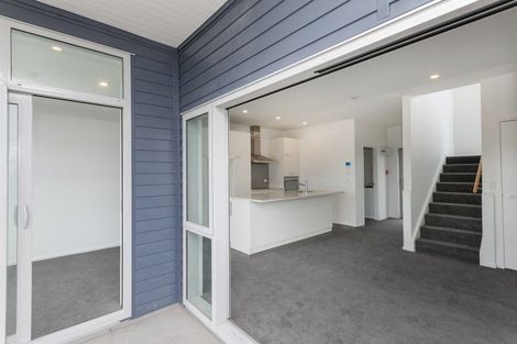 Photo of property in Marina View Apartments, 204/4 Reads Quay, Gisborne, 4010