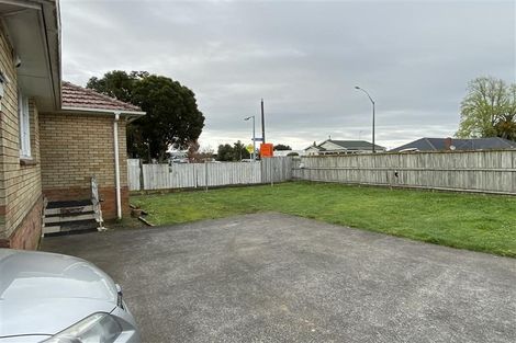 Photo of property in 1/32 Great South Road, Papakura, 2110