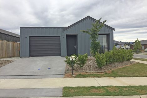 Photo of property in 9 Merivale Avenue, Wanaka, 9305