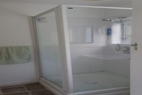 Photo of property in 51 Pembroke Road, Northland, Wellington, 6012