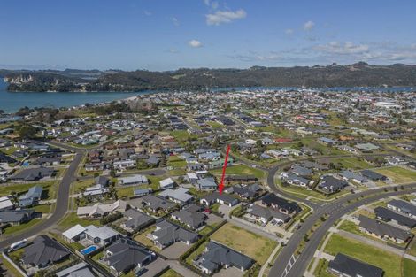 Photo of property in 128 Kupe Drive, Whitianga, 3510