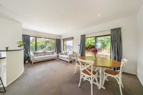 Photo of property in 8a Kiriwai Road, Paremata, Porirua, 5024