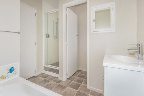 Photo of property in 16 Inwoods Road, Parklands, Christchurch, 8083