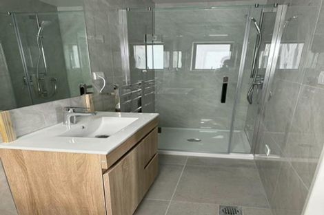 Photo of property in 113c Sycamore Drive, Sunnynook, Auckland, 0620