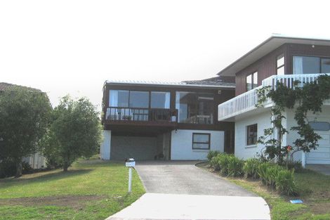 Photo of property in 1/52 Seaview Road, Castor Bay, Auckland, 0620