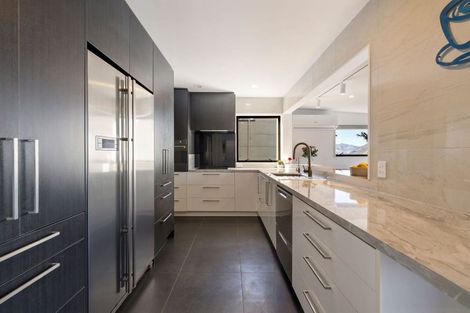 Photo of property in 22 Golden Terrace, Queenstown, 9300