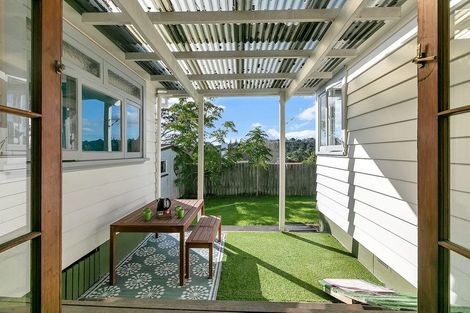 Photo of property in 1/55 Salisbury Road, Birkdale, Auckland, 0626