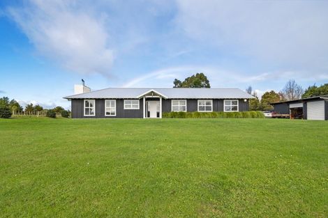 Photo of property in 172 Hendersons Line, Kelvin Grove, Palmerston North, 4470