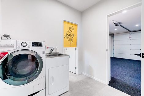 Photo of property in 5 Kearns Drive, Hobsonville, Auckland, 0616