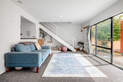 Photo of property in 42 Stanmore Road, Phillipstown, Christchurch, 8011