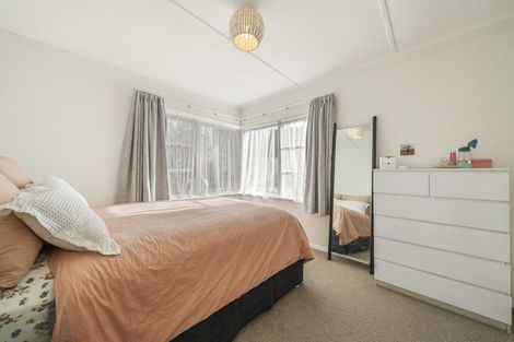 Photo of property in 21 Gardiner Grove, Wainuiomata, Lower Hutt, 5014