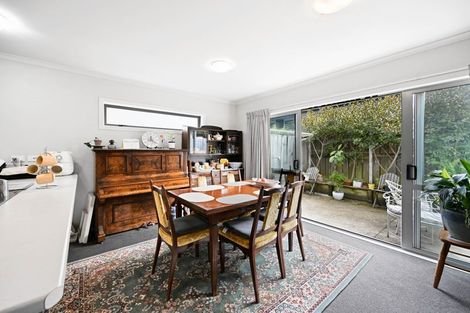 Photo of property in 20c Kelvin Place, Hamilton East, Hamilton, 3216