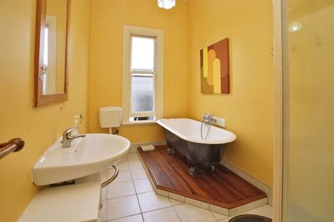 Photo of property in 50 Norton Road, Frankton, Hamilton, 3204