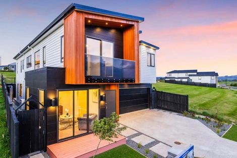 Photo of property in 29 Seagreen Avenue, Rosehill, Papakura, 2113