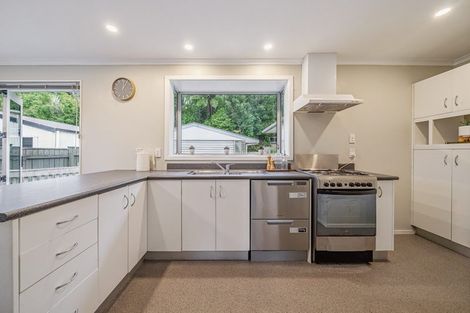 Photo of property in 44 Waipounamu Drive, Kelson, Lower Hutt, 5010