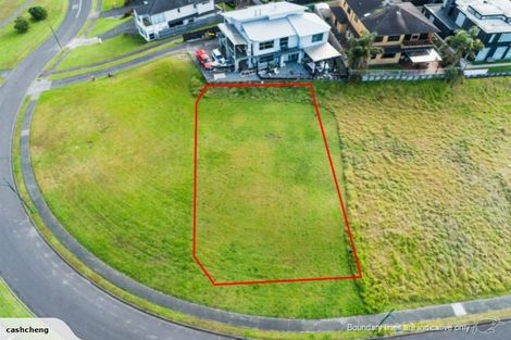 Photo of property in 23 Karemoana Drive, Te Atatu Peninsula, Auckland, 0610