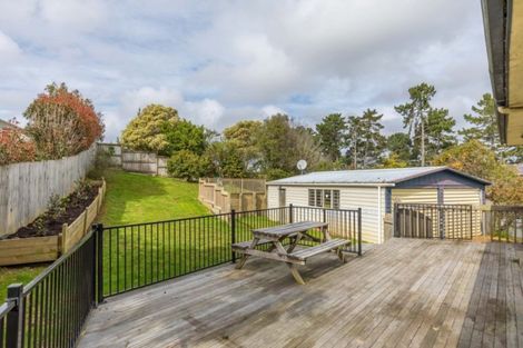 Photo of property in 48 Glenbervie Crescent, Massey, Auckland, 0614