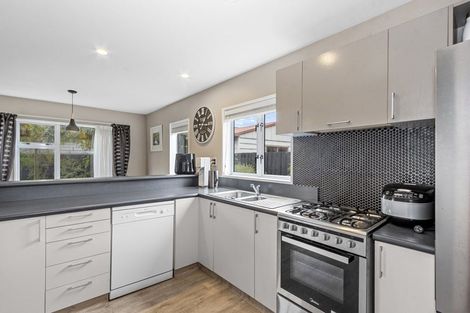 Photo of property in 69 Bentley Street, Russley, Christchurch, 8042