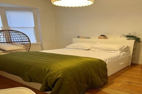 Photo of property in 40 William Bond Street, Stanley Point, Auckland, 0624