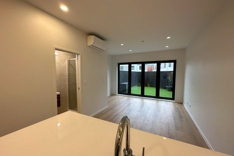 Photo of property in 49 Erina Road, Wiri, 2104