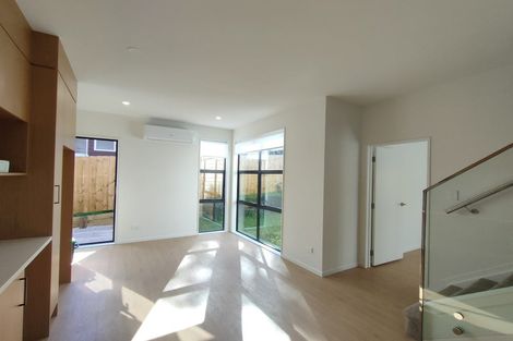 Photo of property in 16 Helena Street, Massey, Auckland, 0614