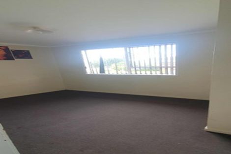 Photo of property in 23 Sunlands Drive, Manurewa, Auckland, 2102