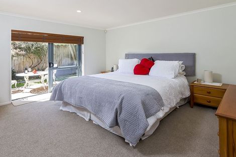 Photo of property in 7 Nad Place, East Tamaki Heights, Auckland, 2016