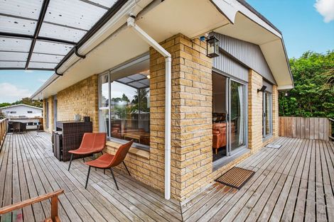 Photo of property in 16 Sunset Street, Hilltop, Taupo, 3330