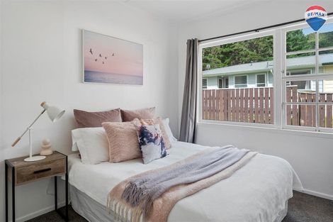 Photo of property in 33 Stockdale Street, Wainuiomata, Lower Hutt, 5014