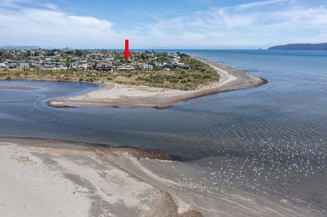 Photo of property in 263 Manly Street, Paraparaumu Beach, Paraparaumu, 5032