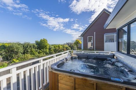 Photo of property in 11 Kea Street, Waikanae, 5036