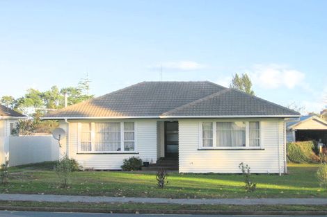 Photo of property in 27 Collins Road, Melville, Hamilton, 3206