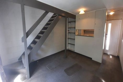 Photo of property in Paddington Apartments, 15u5 Mckinley Crescent, Brooklyn, Wellington, 6021