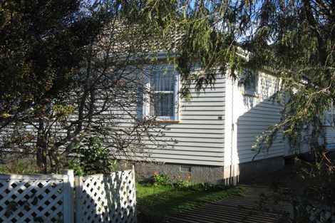 Photo of property in 17 Hay Street, Wainuiomata, Lower Hutt, 5014