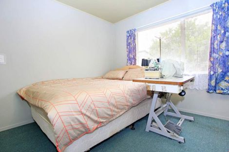 Photo of property in 3 Carter Place, Manurewa, Auckland, 2102