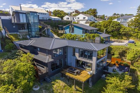 Photo of property in 14 Shalimar Crescent, Khandallah, Wellington, 6035