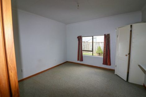 Photo of property in 47 Allardice Street, Dannevirke, 4930