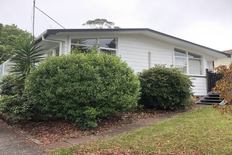 Photo of property in 24 Sequoia Place, Sunnynook, Auckland, 0620