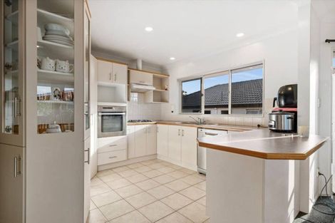Photo of property in 54 Fairview Place, Te Puke, 3119