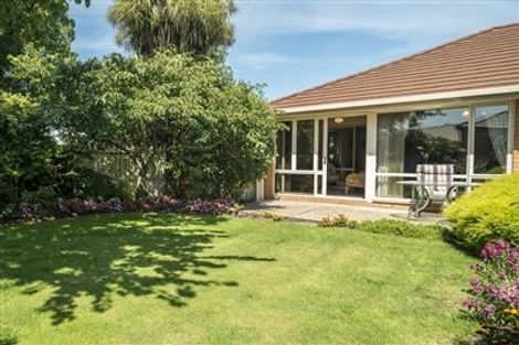 Photo of property in 3 Wiltshire Mews, Avonhead, Christchurch, 8042