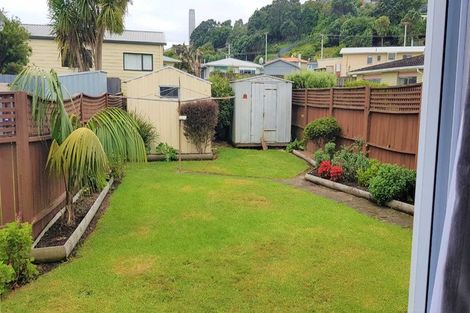 Photo of property in 15a Naumai Place, Spotswood, New Plymouth, 4310