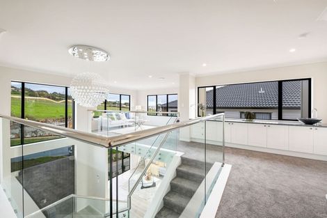 Photo of property in 18 Lime Hill Rise, Flat Bush, Auckland, 2019