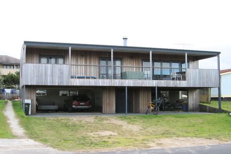Photo of property in 4 Day Dawn Crescent, Omaha, Warkworth, 0986