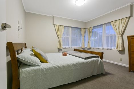 Photo of property in 1/24 Martin Crescent, Northcote, Auckland, 0627