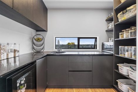 Photo of property in 40 Barrett Road, Whalers Gate, New Plymouth, 4310